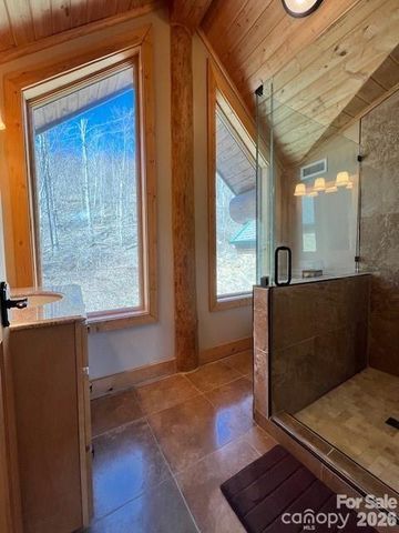51 Airport Road, Mars Hill, NC 28754