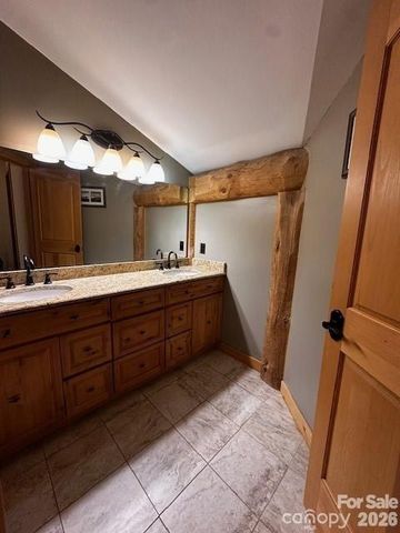 51 Airport Road, Mars Hill, NC 28754