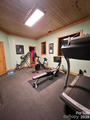 51 Airport Road, Mars Hill, NC 28754