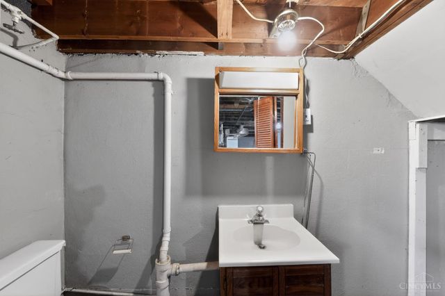 3118 Westwood Northern Boulevard, Cincinnati, OH 45211