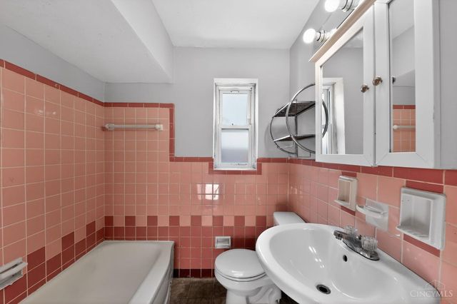 3118 Westwood Northern Boulevard, Cincinnati, OH 45211