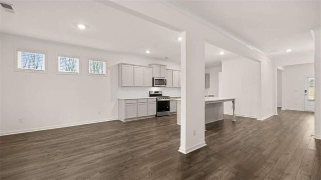 3018 Champions Way, Loganville, GA 30052