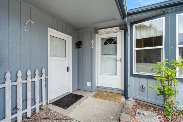 716 Dennis Street SE #93, Tumwater, WA 98501