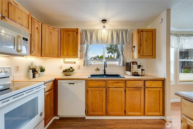 716 Dennis Street SE #93, Tumwater, WA 98501