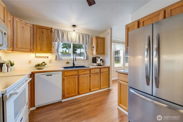 716 Dennis Street SE #93, Tumwater, WA 98501