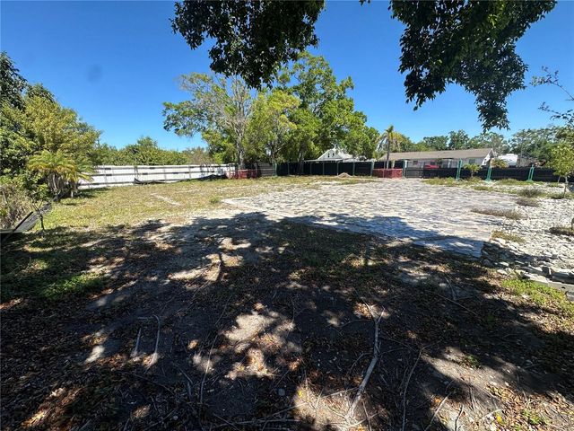 3023 62ND AVENUE N, St Petersburg, FL 33702