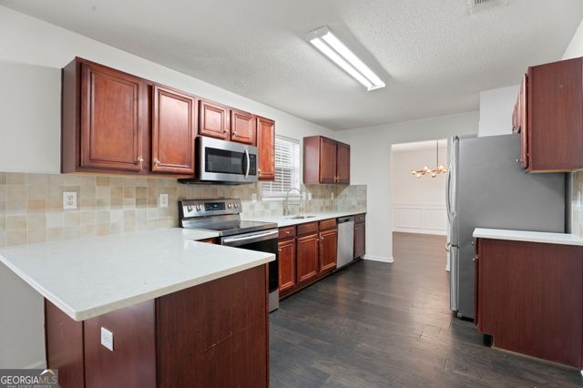 6669 Overlook Ridge, South Fulton, GA 30349