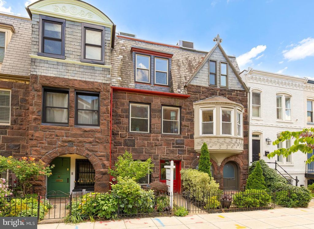 1736 V ST NW, Washington, DC 20009