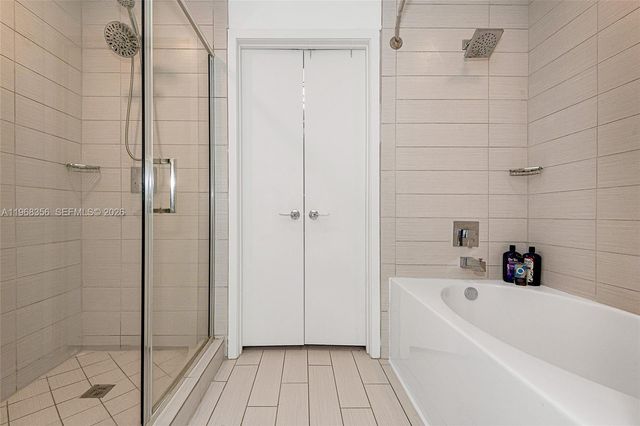 999 SW 1st Ave 3215, Miami, FL 33130