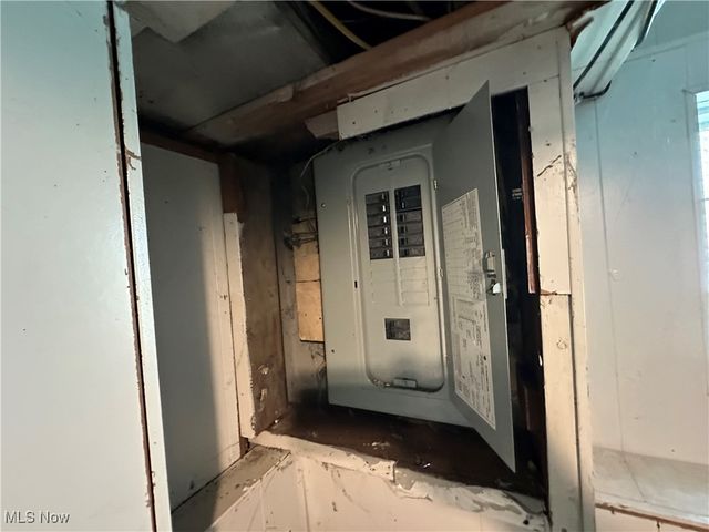 13302 Durkee Avenue, Cleveland, OH 44105