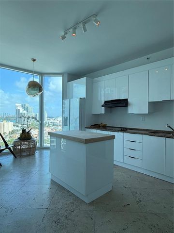 300 S Pointe Dr 2106, Miami Beach, FL 33139