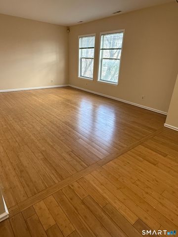 37 Greenwich Avenue 2-1, Stamford, CT 06902