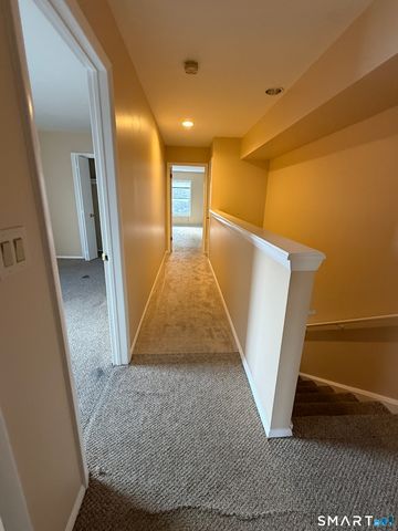 37 Greenwich Avenue 2-1, Stamford, CT 06902