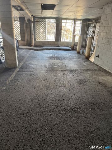 37 Greenwich Avenue 2-1, Stamford, CT 06902