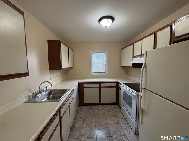 37 Greenwich Avenue 2-1, Stamford, CT 06902