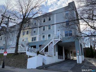 37 Greenwich Avenue 2-1, Stamford, CT 06902