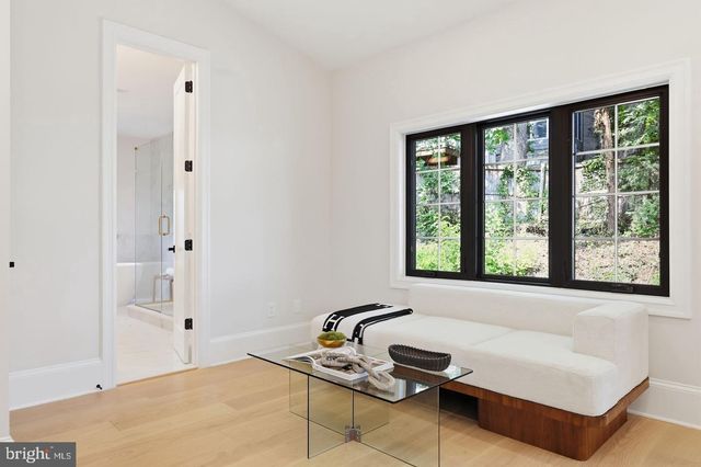 5023 FULTON ST NW, Washington, DC 20016