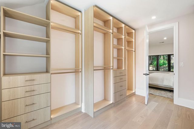 5023 FULTON ST NW, Washington, DC 20016