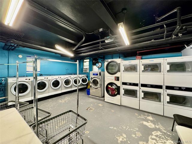 113-14 72nd Road 1M, Forest Hills, NY 11375