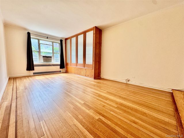 113-14 72nd Road 1M, Forest Hills, NY 11375