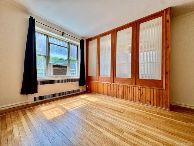 113-14 72nd Road 1M, Forest Hills, NY 11375