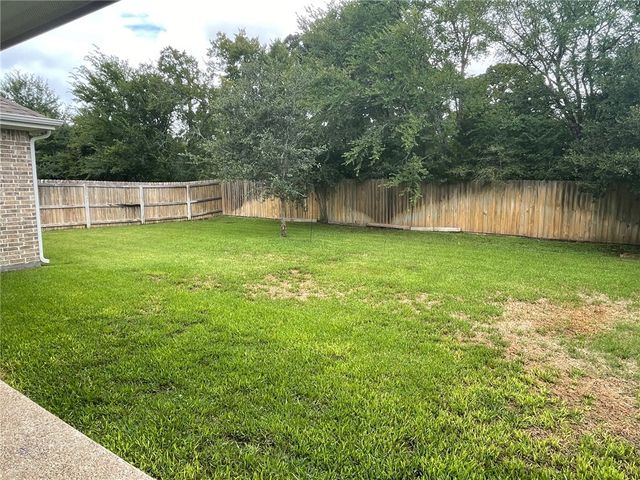 15619 Long Creek Lane, College Station, TX 77845