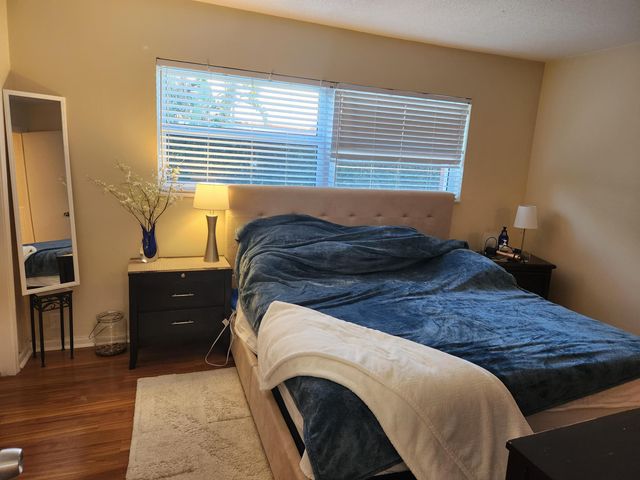 148 Yacht Club Drive 10, North Palm Beach, FL 33408