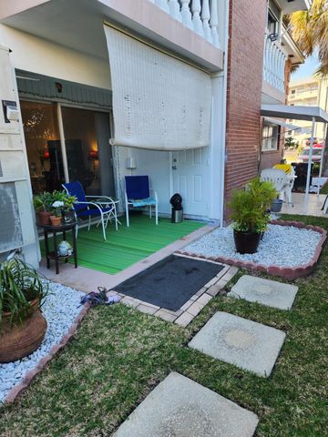 148 Yacht Club Drive 10, North Palm Beach, FL 33408