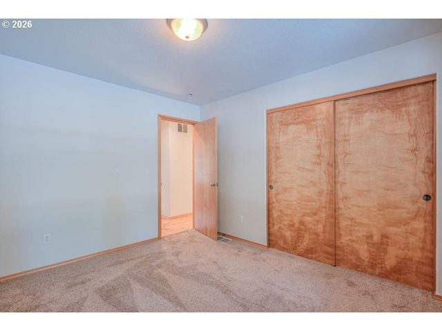 17879 KODIAK Ln, Bend, OR 97707