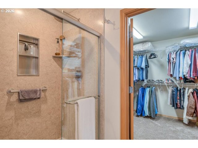 17879 KODIAK Ln, Bend, OR 97707