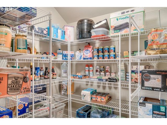 17879 KODIAK Ln, Bend, OR 97707