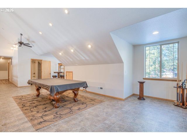 17879 KODIAK Ln, Bend, OR 97707
