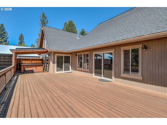 17879 KODIAK Ln, Bend, OR 97707