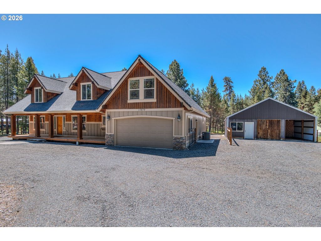 17879 KODIAK Ln, Bend, OR 97707
