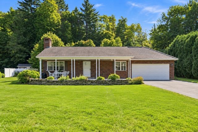 146 Huntington Rd, Russell, MA 01071