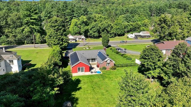 146 Huntington Rd, Russell, MA 01071