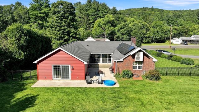146 Huntington Rd, Russell, MA 01071
