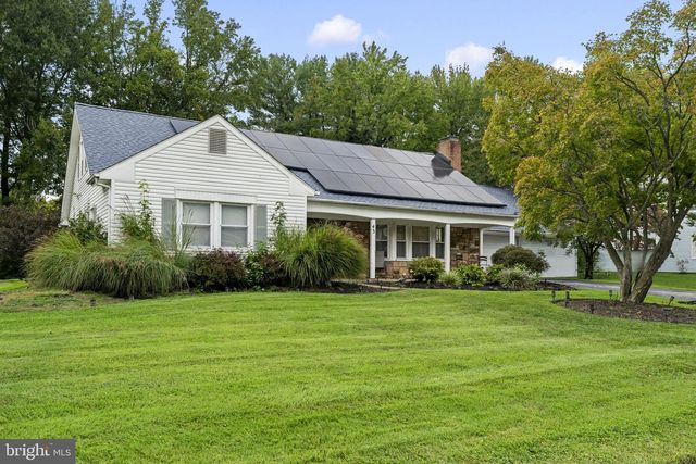 43 TIFFANY LN, Willingborough, NJ 08046