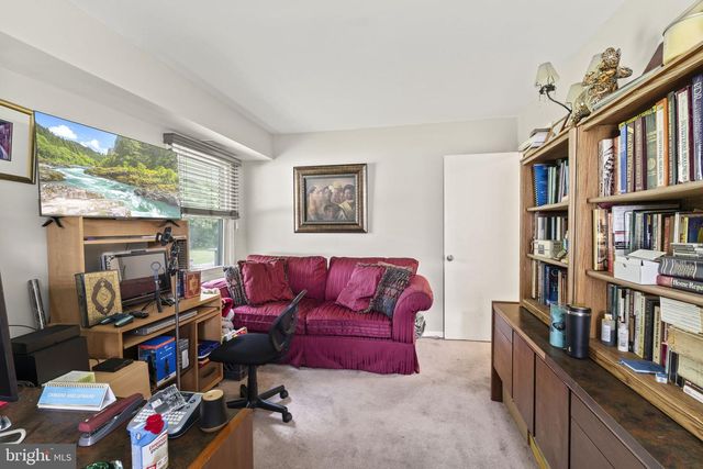 43 TIFFANY LN, Willingborough, NJ 08046