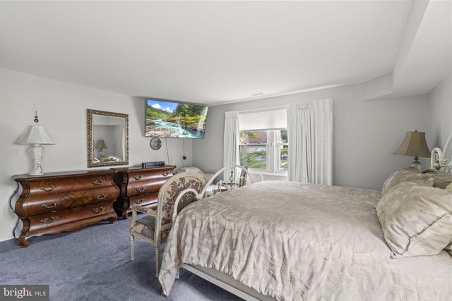 43 TIFFANY LN, Willingborough, NJ 08046