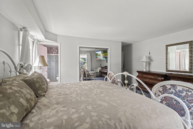 43 TIFFANY LN, Willingborough, NJ 08046