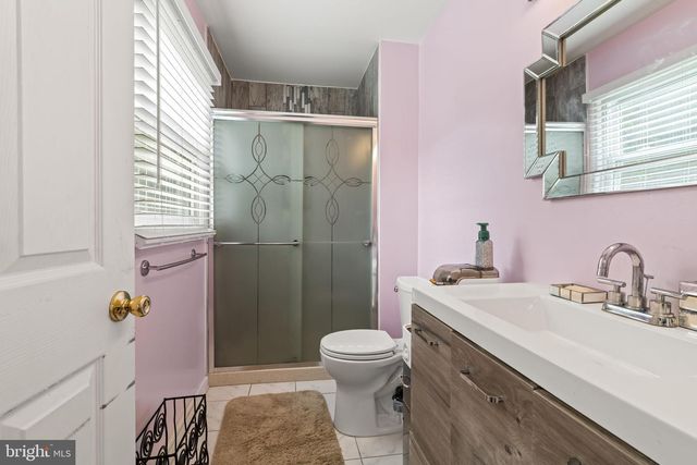 43 TIFFANY LN, Willingborough, NJ 08046