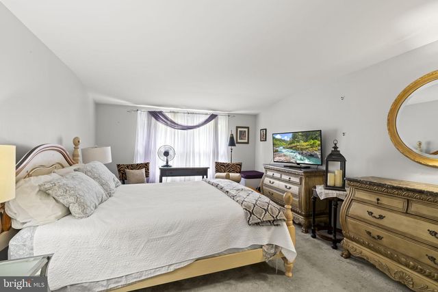 43 TIFFANY LN, Willingborough, NJ 08046
