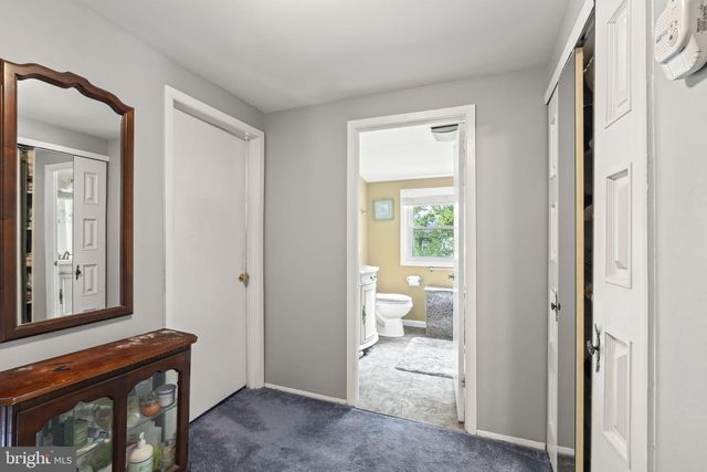 43 TIFFANY LN, Willingborough, NJ 08046