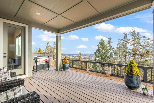 3038 NW Butte View Drive, Bend, OR 97703