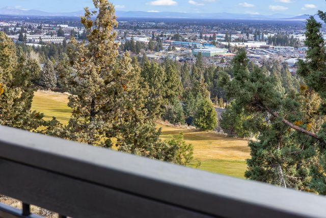 3038 NW Butte View Drive, Bend, OR 97703