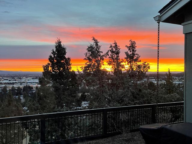 3038 NW Butte View Drive, Bend, OR 97703