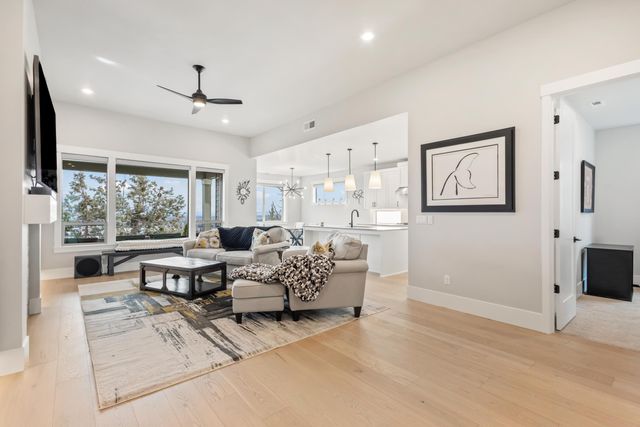 3038 NW Butte View Drive, Bend, OR 97703