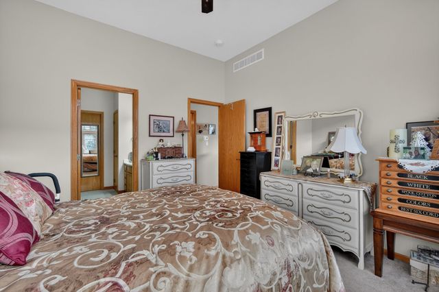 4236 154th Street, Urbandale, IA 50323