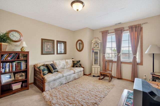 4236 154th Street, Urbandale, IA 50323